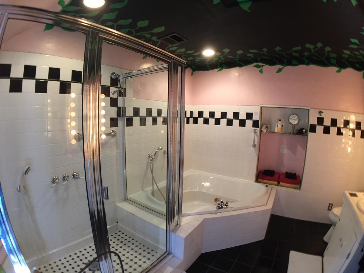 Bed & Breakfast Hollywood