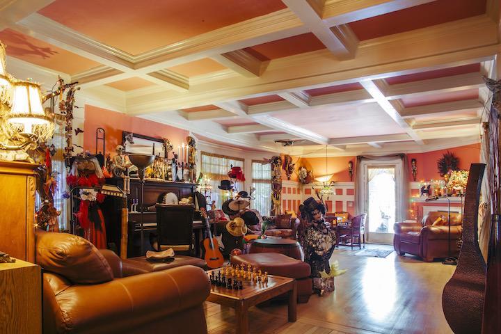 Hollywood Bed & Breakfast