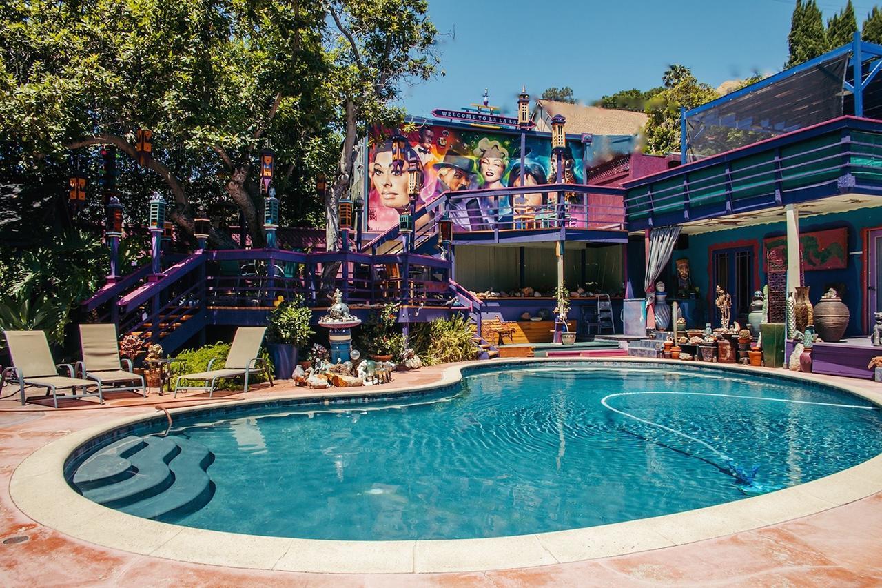 Hollywood Bed & Breakfast